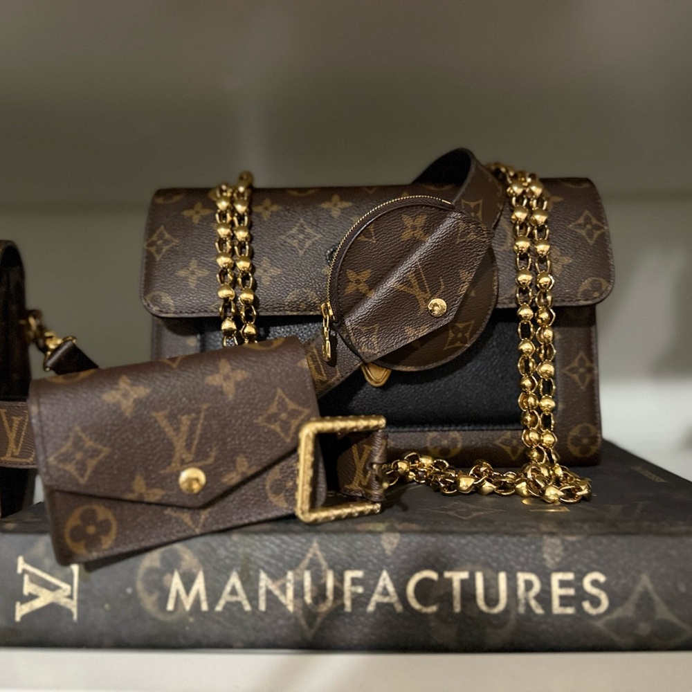 ✨ Elegant Louis Vuitton Utility Belt – Brown with Gold Accents ✨